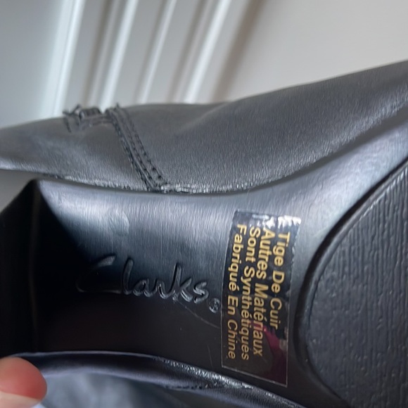 Clarks Boots - Picture 4 of 7